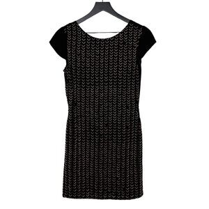 6 Shore Road Black Beaded Mini Dress Size Small Short Sleeve Low Back‎